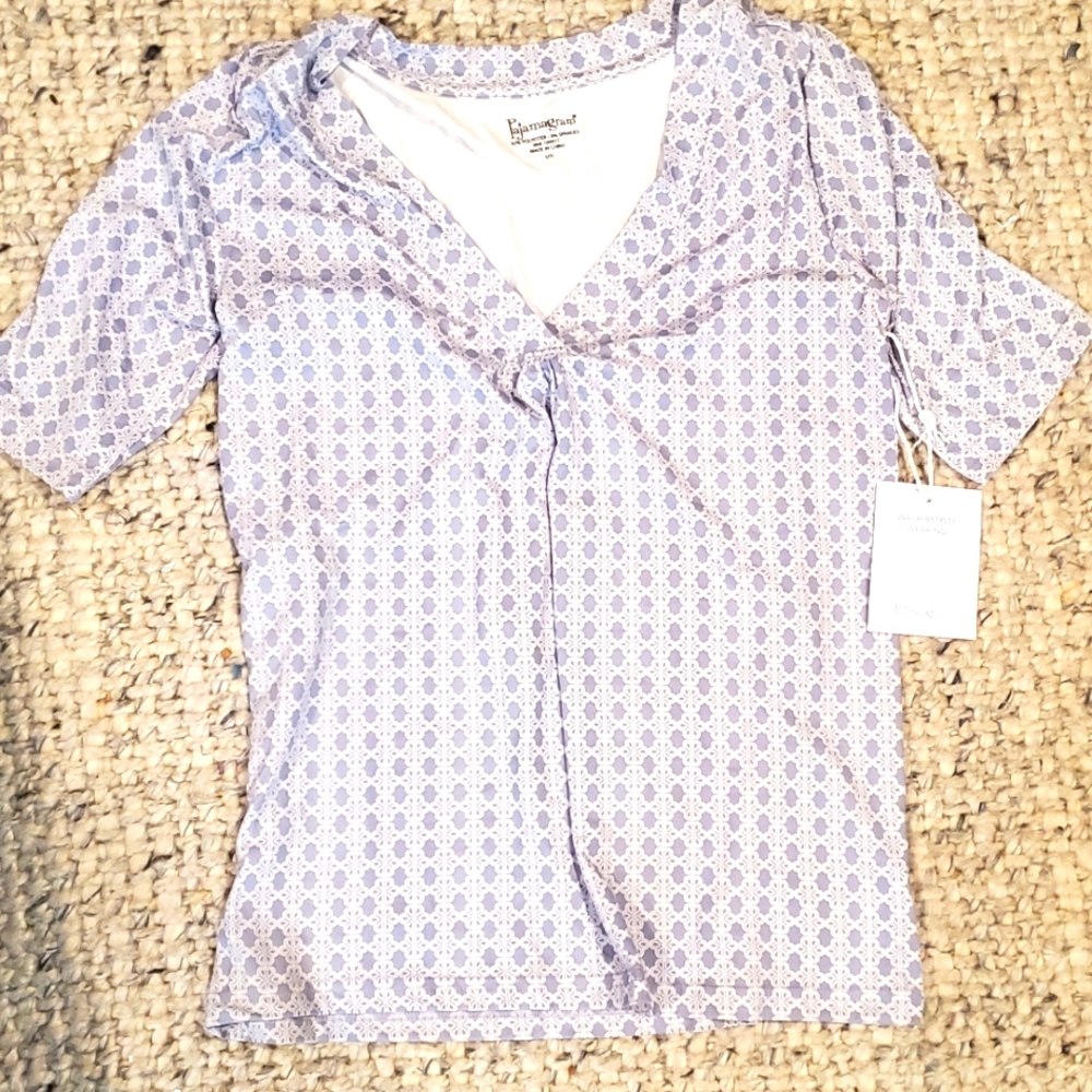 Pajamagram top